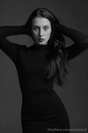 Aliceislost OnlyFans Leaked Free Thumbnail Picture - #xBih2LptmH
