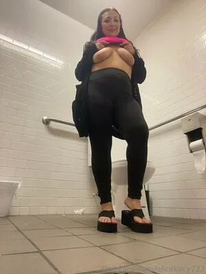 Alicekacy722 OnlyFans Leaked Free Thumbnail Picture - #RmoCIfZQ4W