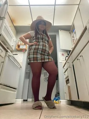 Alicekacy722 OnlyFans Leaked Free Thumbnail Picture - #pbfp30n0oU