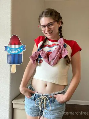 Alicemarchfree OnlyFans Leaked Free Thumbnail Picture - #huF0ZYxxJl