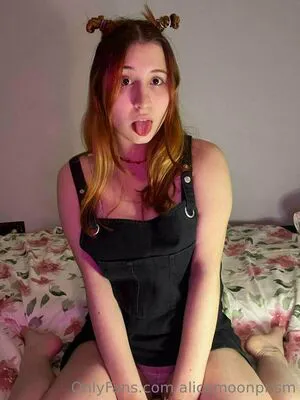 Alicemoonprism OnlyFans Leaked Free Thumbnail Picture - #1ZM2EJ7qEw