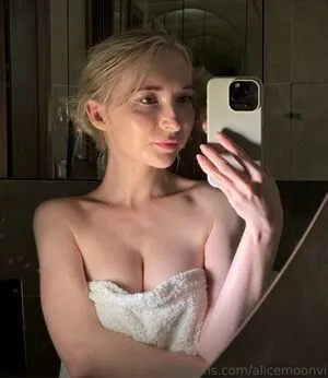 Alicemoonvip OnlyFans Leaked Free Thumbnail Picture - #xAmqsZbxJq