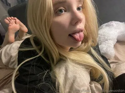 Alicepreuoston OnlyFans Leaked Free Thumbnail Picture - #CBNMddfST9