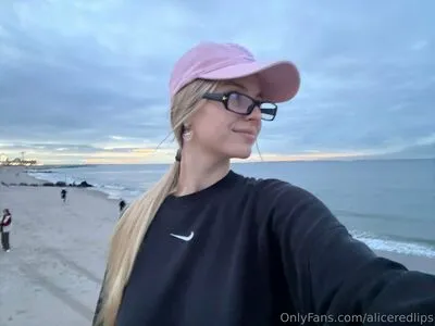 Aliceredlips OnlyFans Leaked Free Thumbnail Picture - #QWxWciOIZx
