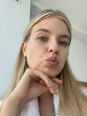 Aliceredlips OnlyFans Leaked Free Thumbnail Picture - #RkyLDi8eNZ