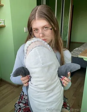 Aliceschulz OnlyFans Leaked Free Thumbnail Picture - #9mdN2L0yOq
