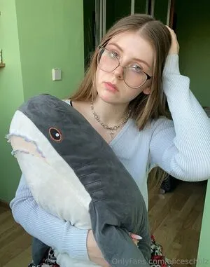 Aliceschulz OnlyFans Leaked Free Thumbnail Picture - #y5KJHCIV0k