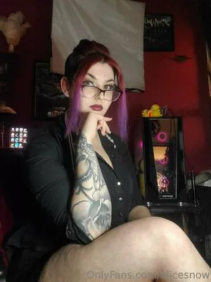 Alicesnow OnlyFans Leaked Free Thumbnail Picture - #6nhR0O2NVP