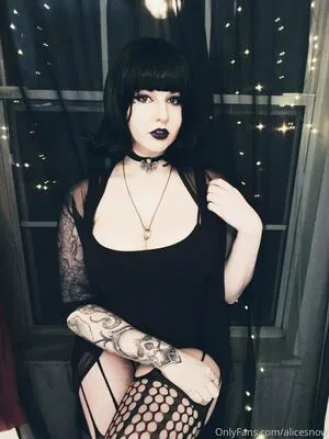 Alicesnow OnlyFans Leaked Free Thumbnail Picture - #WACWGrtREB