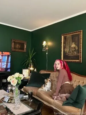 Alicestarr OnlyFans Leaked Free Thumbnail Picture - #2K090YMeYC