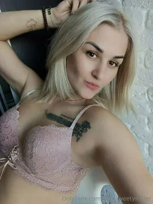 Alicesweetymiller OnlyFans Leaked Free Thumbnail Picture - #5Th8mnq5si