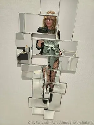 Alicethroughwonderland OnlyFans Leaked Free Thumbnail Picture - #53uiUKwlkC