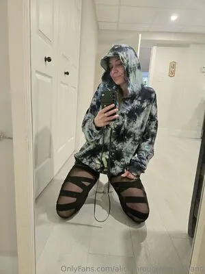 Alicethroughwonderland OnlyFans Leaked Free Thumbnail Picture - #77r9K3YA1V