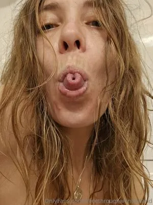 Alicethroughwonderland OnlyFans Leaked Free Thumbnail Picture - #p6Q5EGBWdp