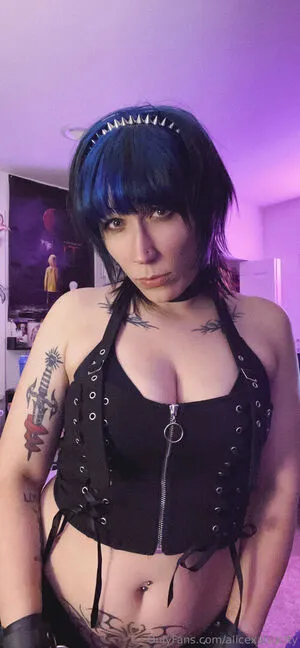 Alicexatrocity OnlyFans Leaked Free Thumbnail Picture - #EIi06m2QS1