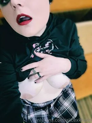 Alicexkhaos OnlyFans Leaked Free Thumbnail Picture - #skUDyGmQRW