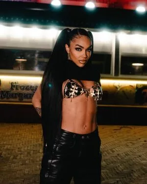 Alicia Awa OnlyFans Leaked Free Thumbnail Picture - #0dWMGXCNst