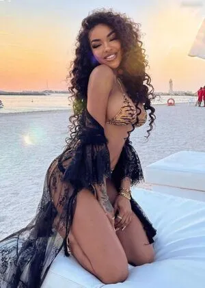 Alicia Awa OnlyFans Leaked Free Thumbnail Picture - #OtSm9iwDl0
