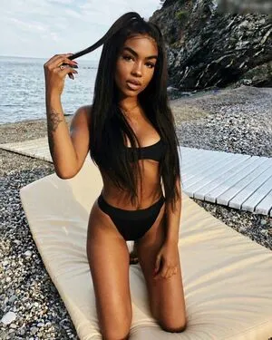 Alicia Awa OnlyFans Leaked Free Thumbnail Picture - #P5ay84EpKi