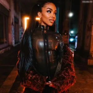 Alicia Awa OnlyFans Leaked Free Thumbnail Picture - #UhiUrLAmTx