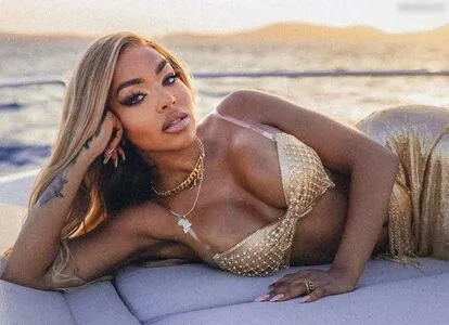 Alicia Awa OnlyFans Leaked Free Thumbnail Picture - #i9dJneLGB9