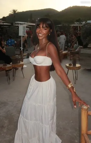 Alicia Awa OnlyFans Leaked Free Thumbnail Picture - #sjcikiLq3N