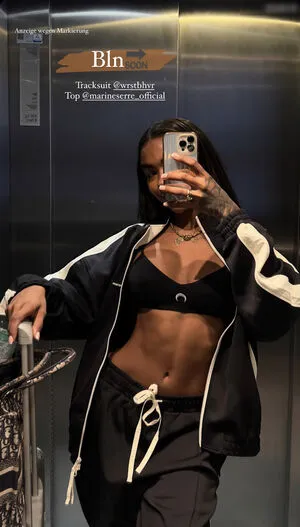 Alicia Awa OnlyFans Leaked Free Thumbnail Picture - #yv44Qext4q
