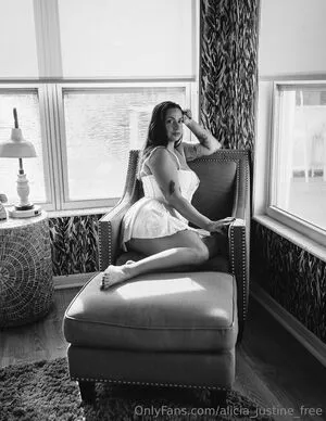 Alicia Justine Free OnlyFans Leaked Free Thumbnail Picture - #PZ8wugSfdo