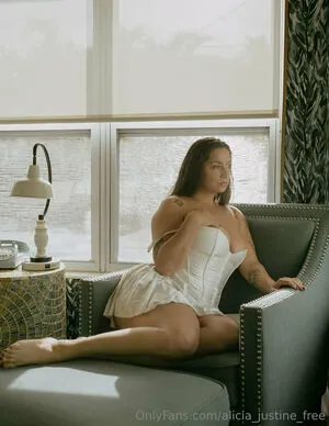 Alicia Justine Free OnlyFans Leaked Free Thumbnail Picture - #pIhtXihrz1