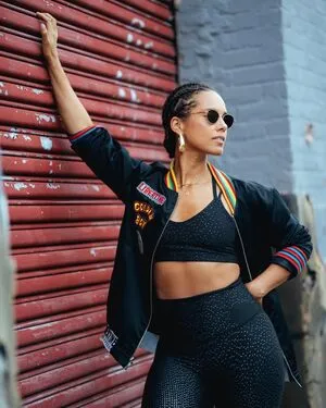 Alicia Keys OnlyFans Leaked Free Thumbnail Picture - #4kR5ax3hzW