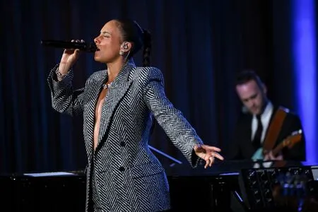 Alicia Keys OnlyFans Leaked Free Thumbnail Picture - #FpFhQaCdaV