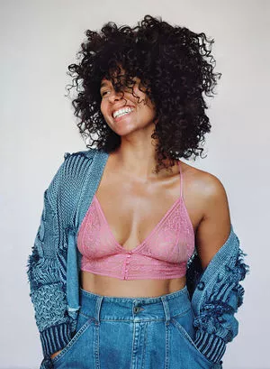 Alicia Keys OnlyFans Leaked Free Thumbnail Picture - #L7F000Hwqc