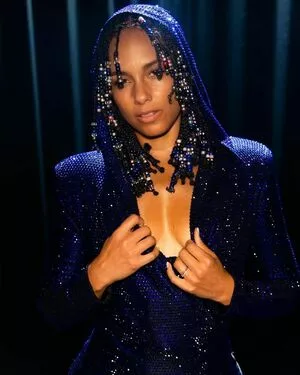 Alicia Keys OnlyFans Leaked Free Thumbnail Picture - #frPZ85QOMe