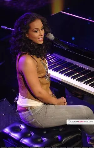 Alicia Keys OnlyFans Leaked Free Thumbnail Picture - #y9pES6o2IO