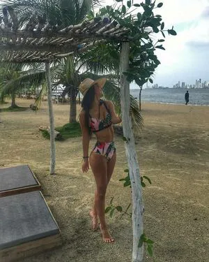 Alicia London O OnlyFans Leaked Free Thumbnail Picture - #6EMUlBRsSs