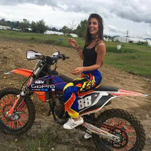 Alicia London O OnlyFans Leaked Free Thumbnail Picture - #x2JqhbjpCP