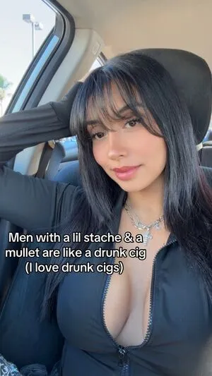 Alicia Mtz123 OnlyFans Leaked Free Thumbnail Picture - #KiNgAXTKSQ