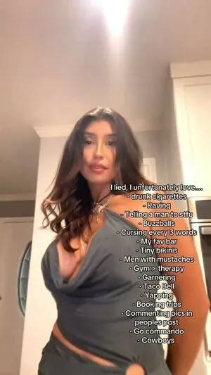 Alicia Mtz123 OnlyFans Leaked Free Thumbnail Picture - #p0v429Z3zy