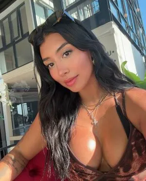 Alicia Mtz123 OnlyFans Leaked Free Thumbnail Picture - #xct9fnefW5