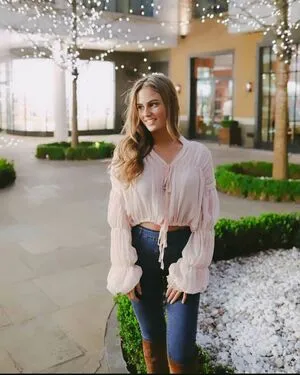 Alicia Oates OnlyFans Leaked Free Thumbnail Picture - #0zkFLSQC4P
