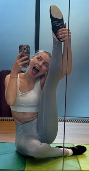 Alicia Ravy OnlyFans Leaked Free Thumbnail Picture - #poWAkEyFx7