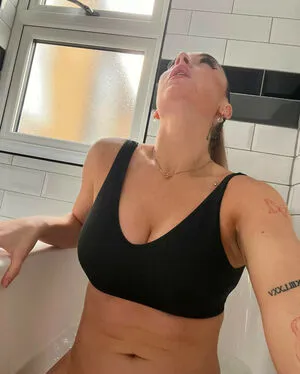 Alicia Scholesx OnlyFans Leaked Free Thumbnail Picture - #F1OvraHiDD