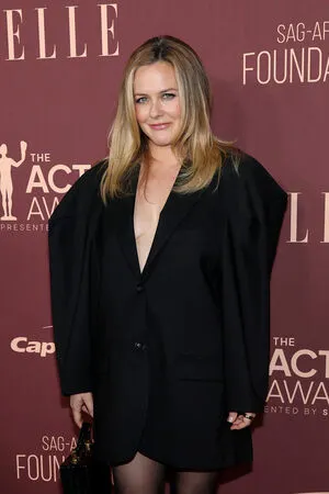 Alicia Silverstone OnlyFans Leaked Free Thumbnail Picture - #NEpHEjW2py