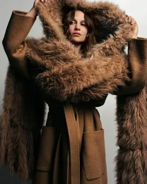 Alicia Vikander OnlyFans Leaked Free Thumbnail Picture - #EAJYGKuk83