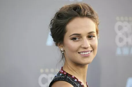 Alicia Vikander OnlyFans Leaked Free Thumbnail Picture - #a3c2AIoapb