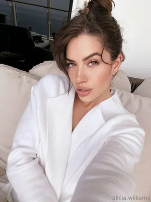 Alicia Williams OnlyFans Leaked Free Thumbnail Picture - #FLTVc2KAeQ