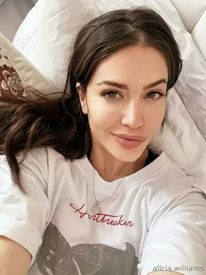 Alicia Williams OnlyFans Leaked Free Thumbnail Picture - #b5Ljfi4bR6
