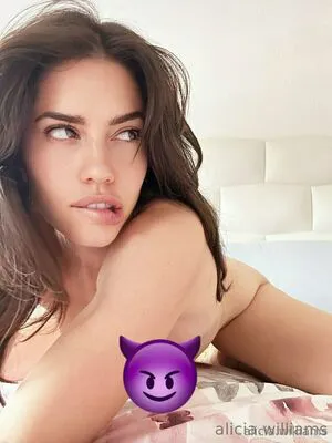 Alicia Williams OnlyFans Leaked Free Thumbnail Picture - #xNUAEVHN7D