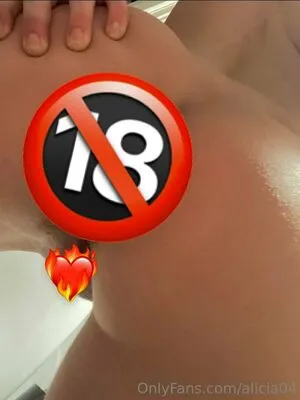 Alicia04 OnlyFans Leaked Free Thumbnail Picture - #HneJCB1fNX