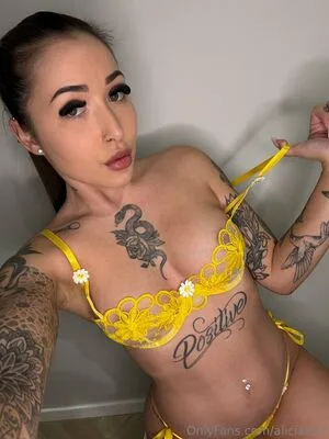 Alicia821 OnlyFans Leaked Free Thumbnail Picture - #LXpkgV1mp3